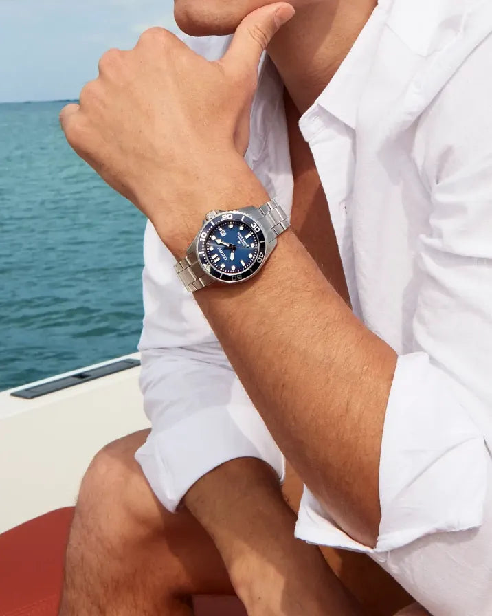 CITIZEN BN0260-54L Promaster Marine Diver 200M