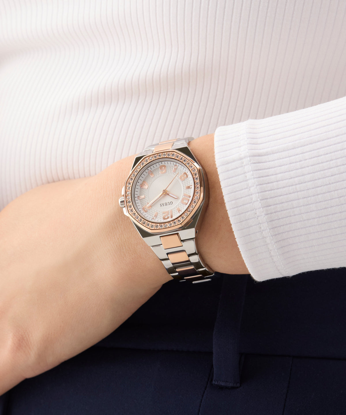 GUESS CONTESSA GW0877L5