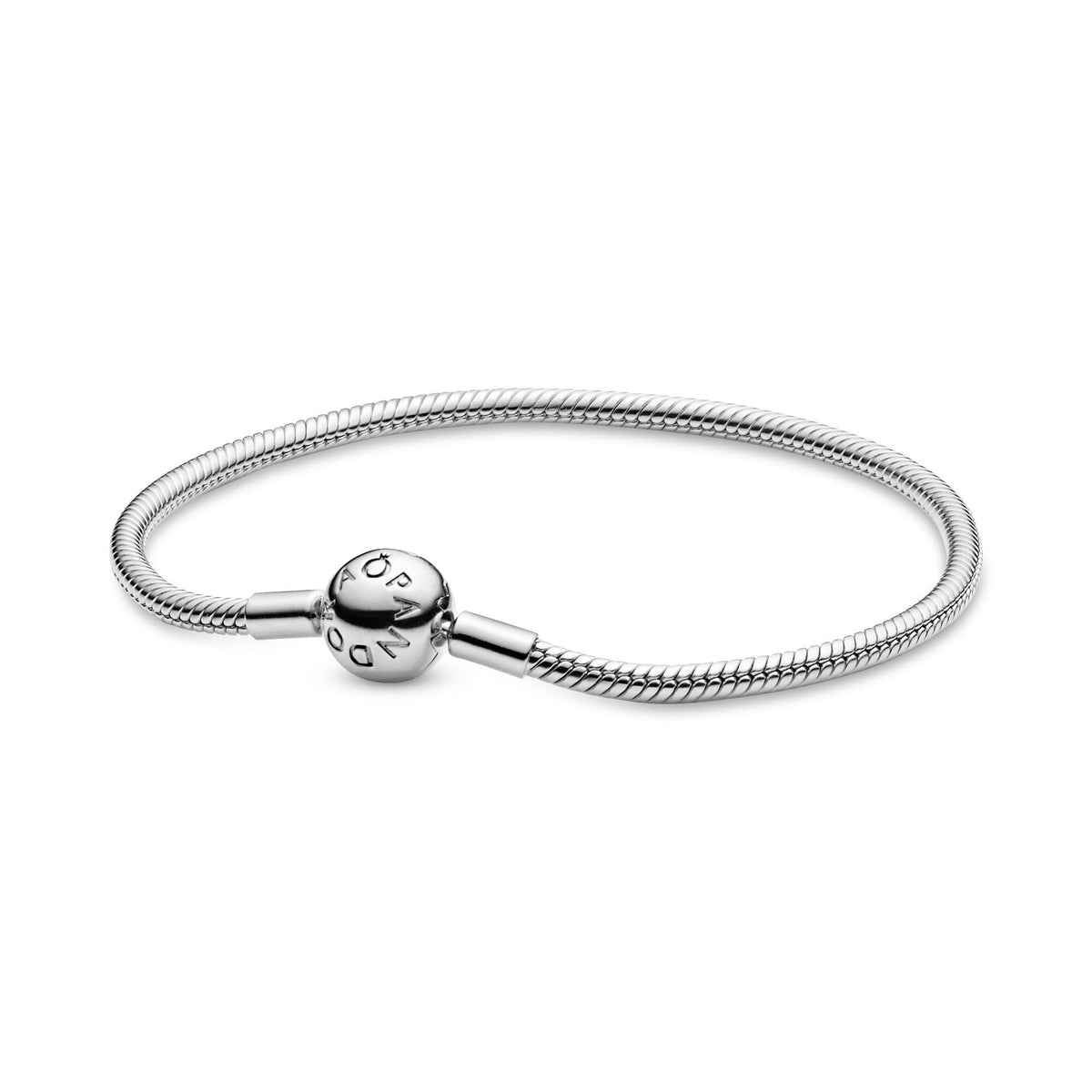 Pandora Moments Snake chain silver bracelet with round clasp