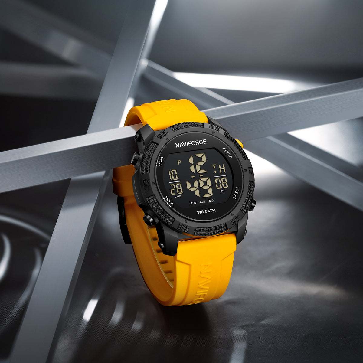 NAVIFORCE NF7104 B/Y Men Watch