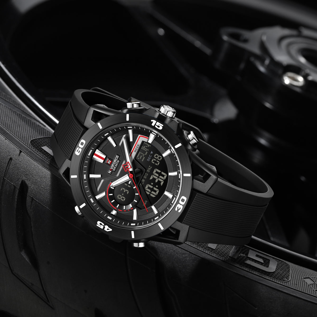 NAVIFORCE NF7135 B/B/B Men Watch