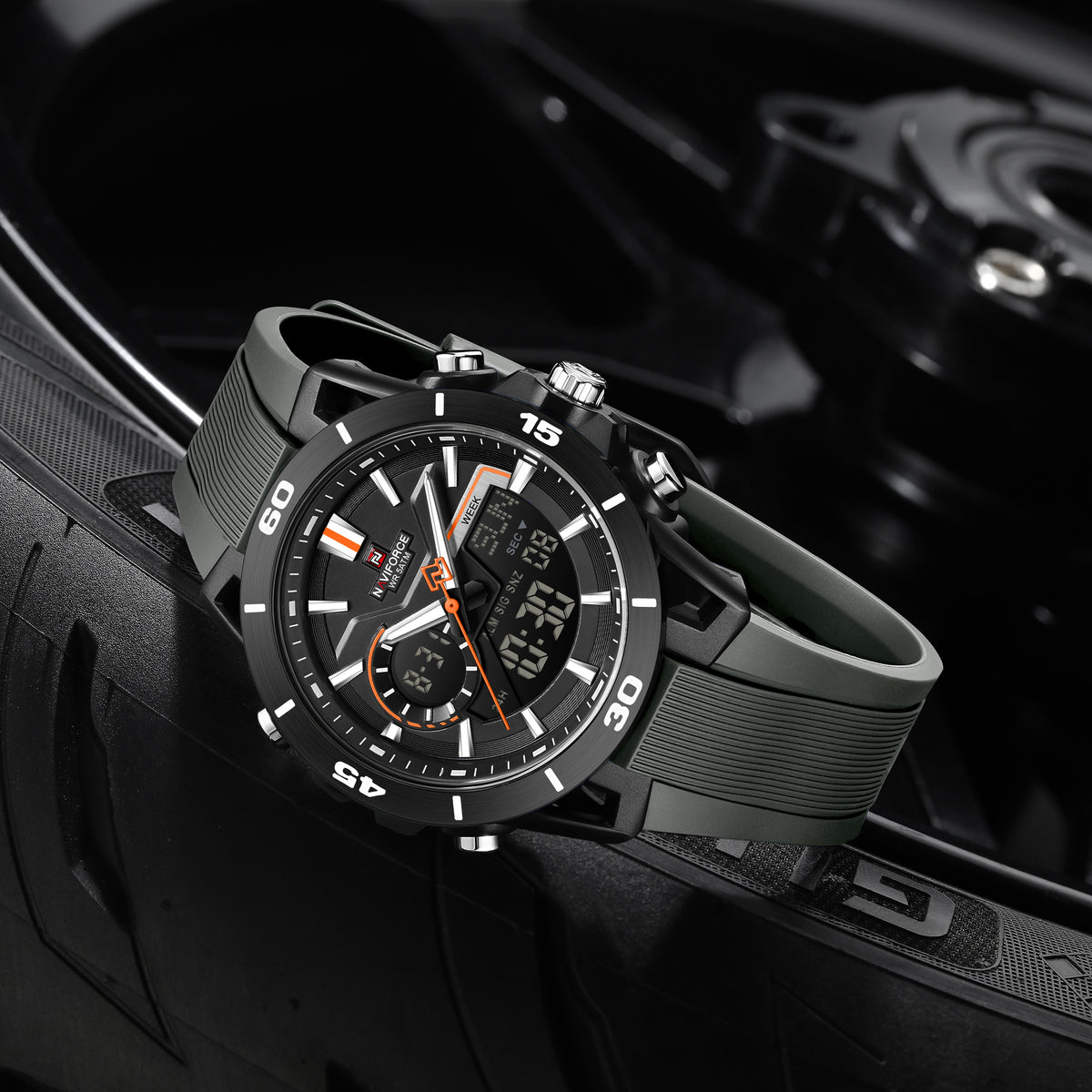 NAVIFORCE NF7135 B/B/GY Men Watch