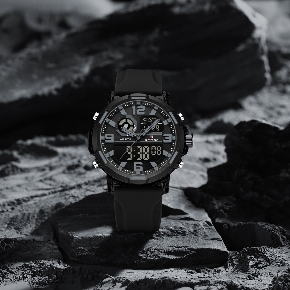 NAVIFORCE NF7130 B/TGY/B Men Watch