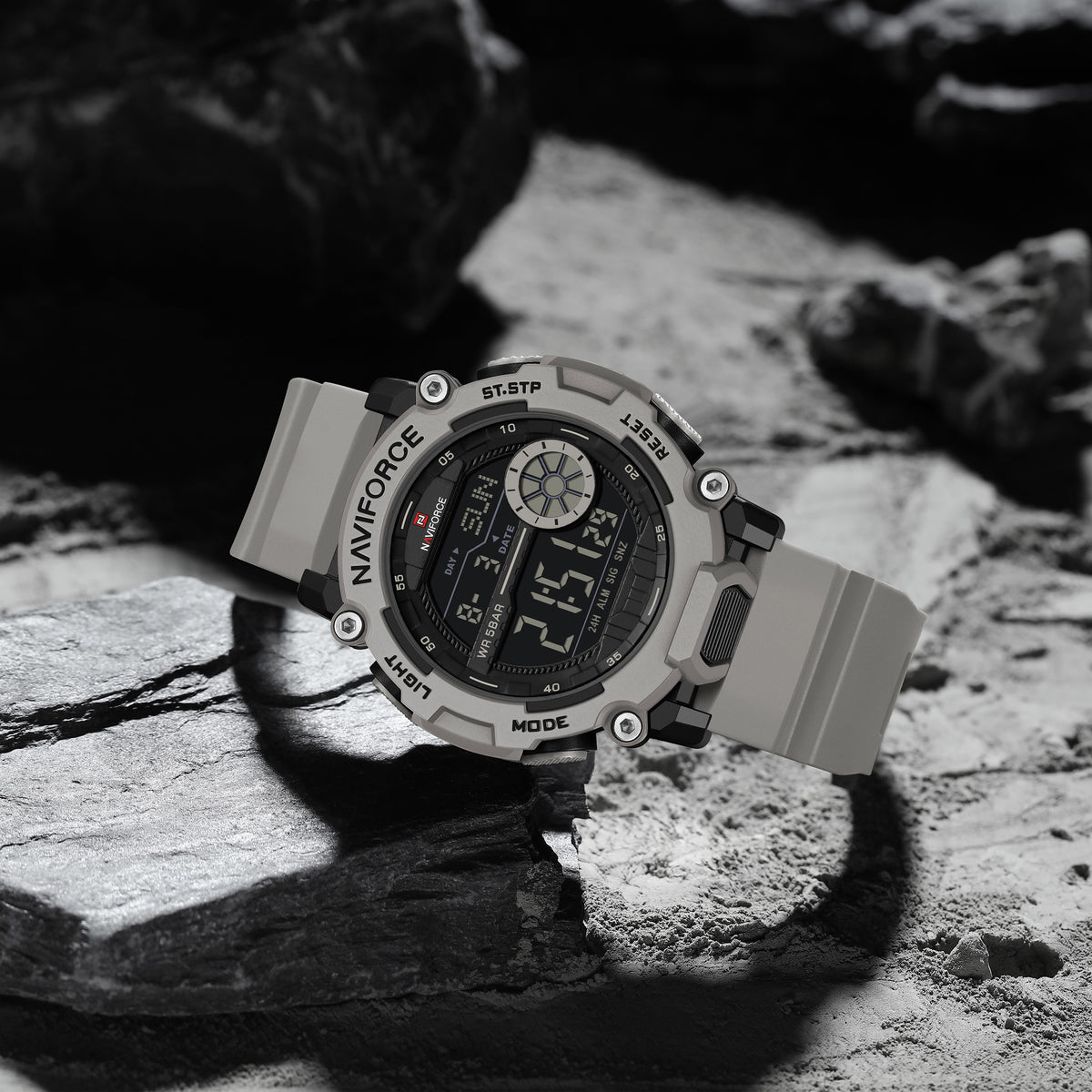 NAVIFORCE NF7133 B/BGY/BGY Men Watch