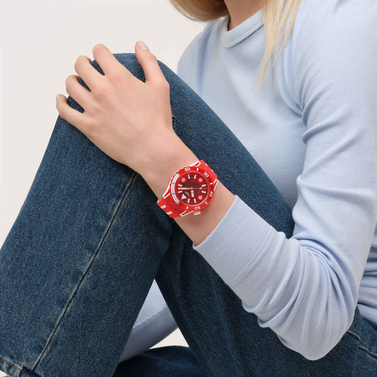 SWATCH LION'S MANE SSCU09R100