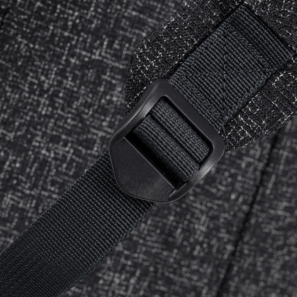 RIVACASE ANVIK 7962 black Laptop backpack 15.6"