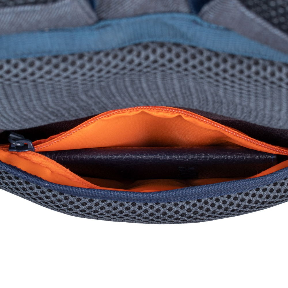 RIVACASE GALAPAGOS 7761 dark grey Laptop backpack 15.6"