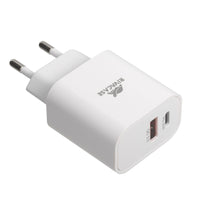 RIVACASE PS4102 WD5 EU wall charger white PD20W + QC3.0, USB-A + USB-C, with USB-C/Lightning cable