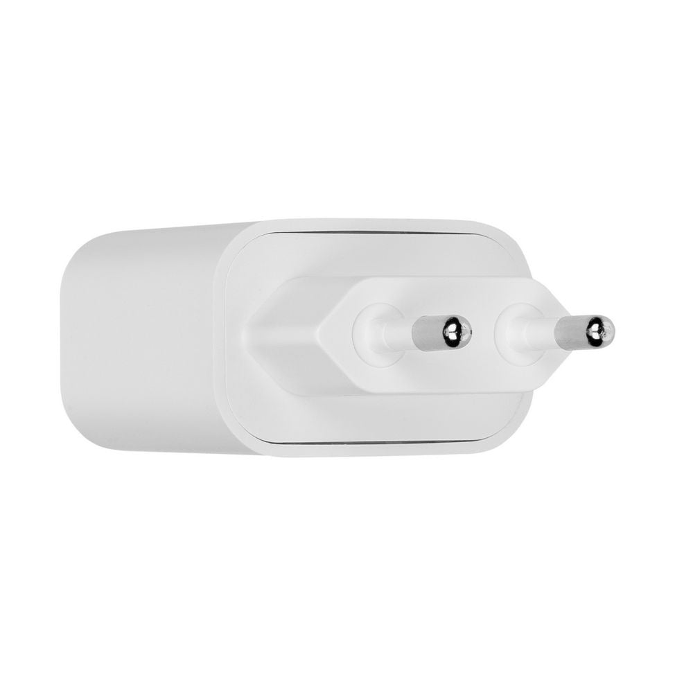 RIVACASE PS4102 WD5 EU wall charger white PD20W + QC3.0, USB-A + USB-C, with USB-C/Lightning cable