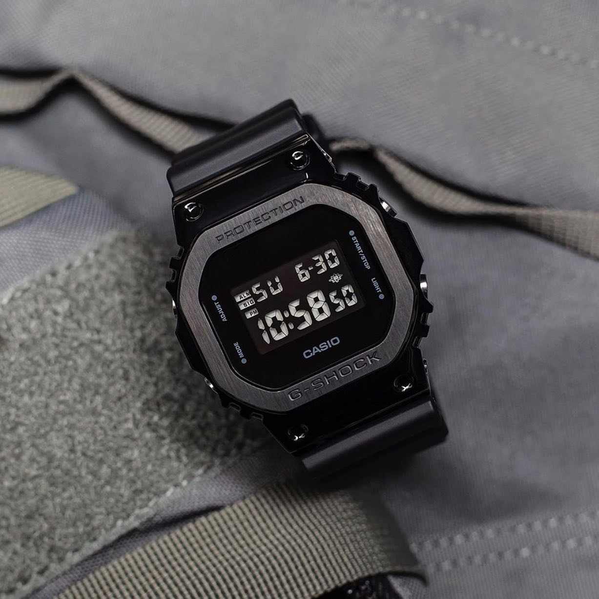 G-SHOCK GM-5600B-1DR Metal-Covered – GC Shop Egypt
