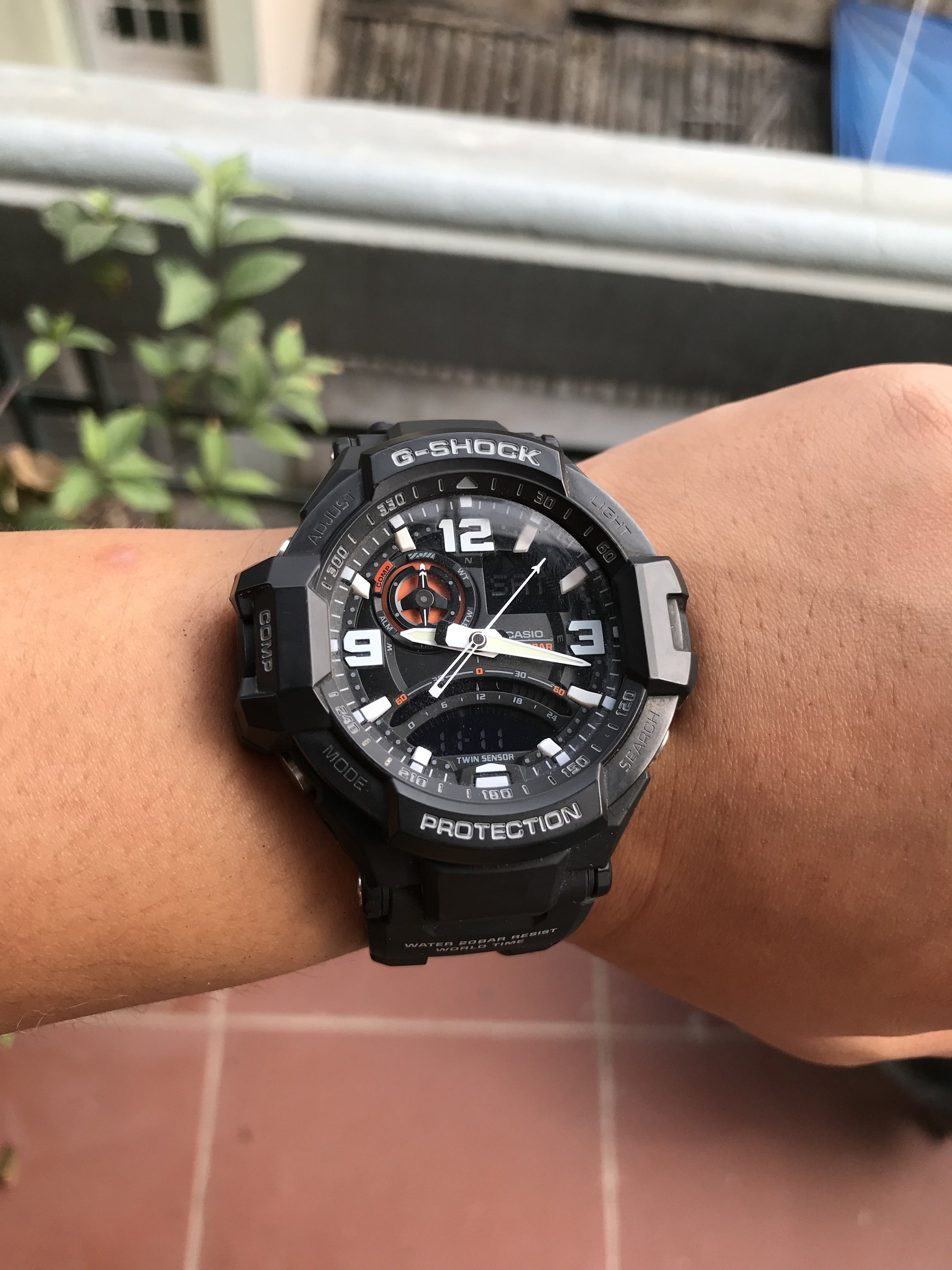 G shock ga 1000 top 1b
