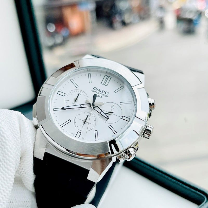 Casio MTP-E500D-7AVDF Men's Watch description image