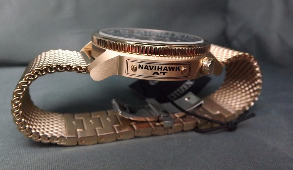 Citizen outlet navihawk gold